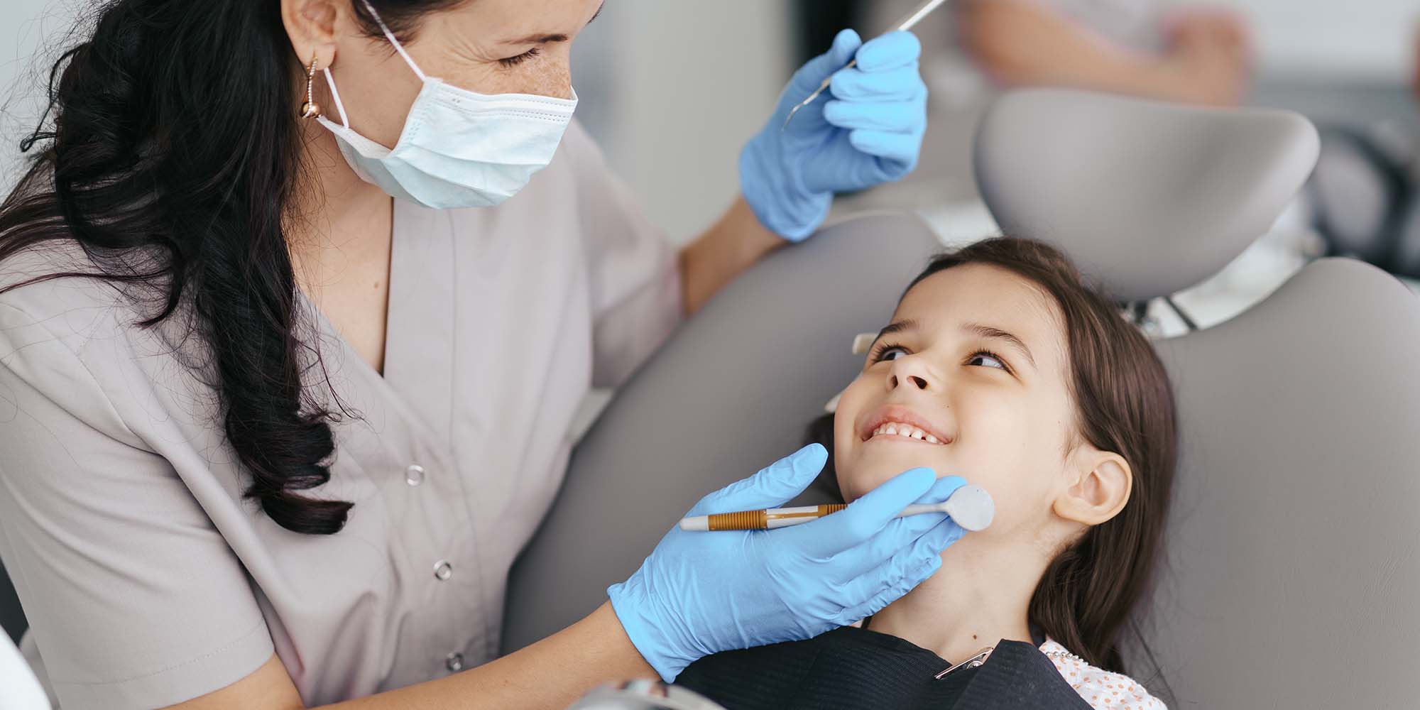 Your child’s first visit to the dentist explained!